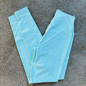 EUC Beyond Yoga Spacedye Midi High Waisted Legging Capri Blue/Grotto | Sz Lg